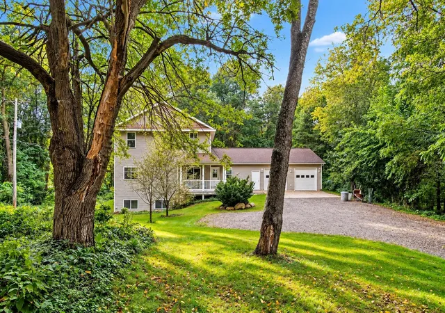 Photo 1 of Sale Pending at 5171 Bancroft Ave Se, Lowell, MI 49331 | MLS# 65026048031 | Listing updated on 2026-10-29