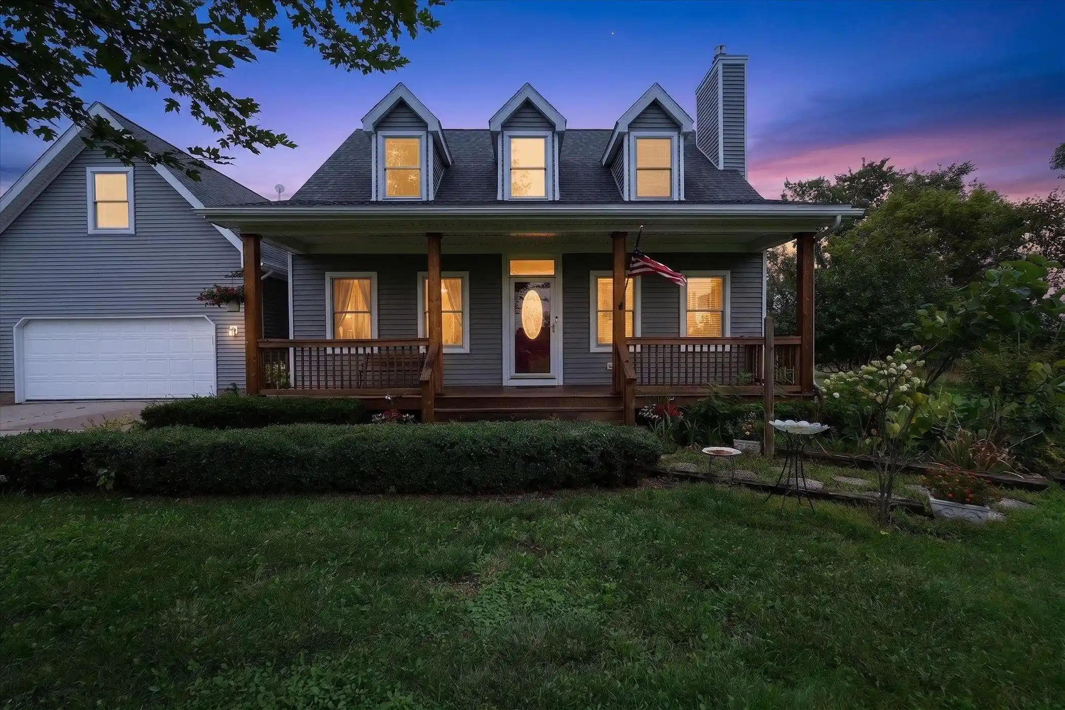 Photo 1 of Sale Pending at 4910 Columbiaville Rd, Columbiaville, MI 48421 | MLS# 5050221381 | Listing updated on 2026-10-22