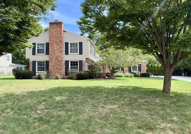 Photo 1 of Single family home for sale at 31310 Foxboro Way, Beverly Hills, MI 48025 | MLS# 58050221454 | Listing updated on 2026-10-28