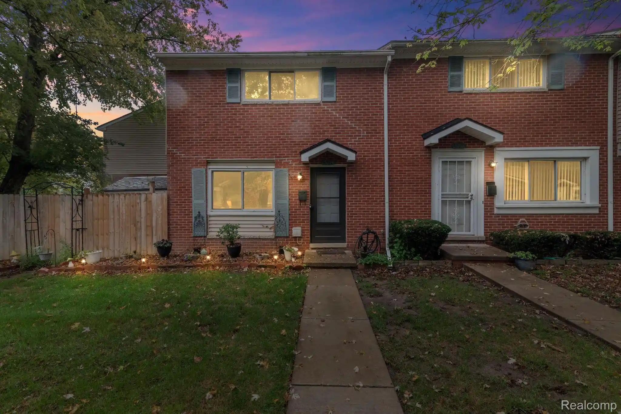 Photo 1 of Sale Pending at 25794 Cambridge Ct, Roseville, MI 48066 | MLS# 20261073429 | Listing updated on 2026-09-28