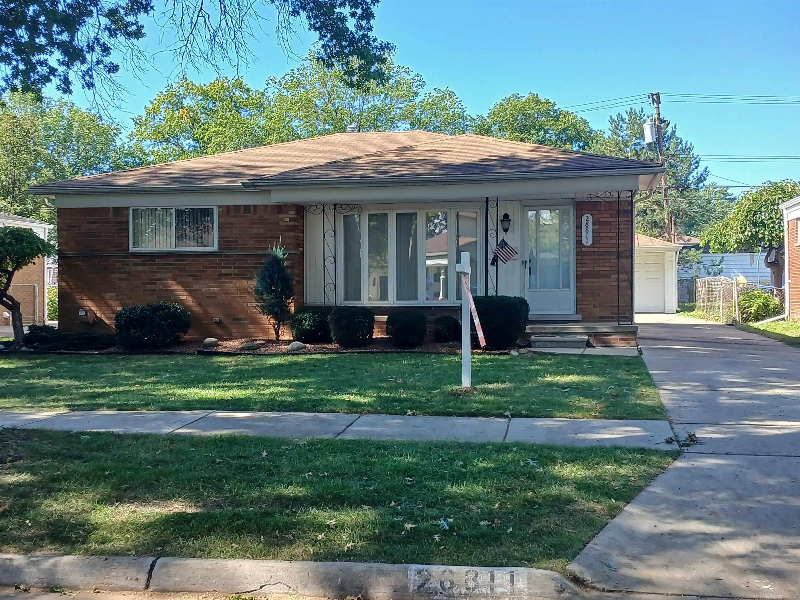 Photo 1 of Sale Pending at 28811 Rockwood St, Saint Clair Shores, MI 48081 | MLS# 58050221577 | Listing updated on 2026-10-01