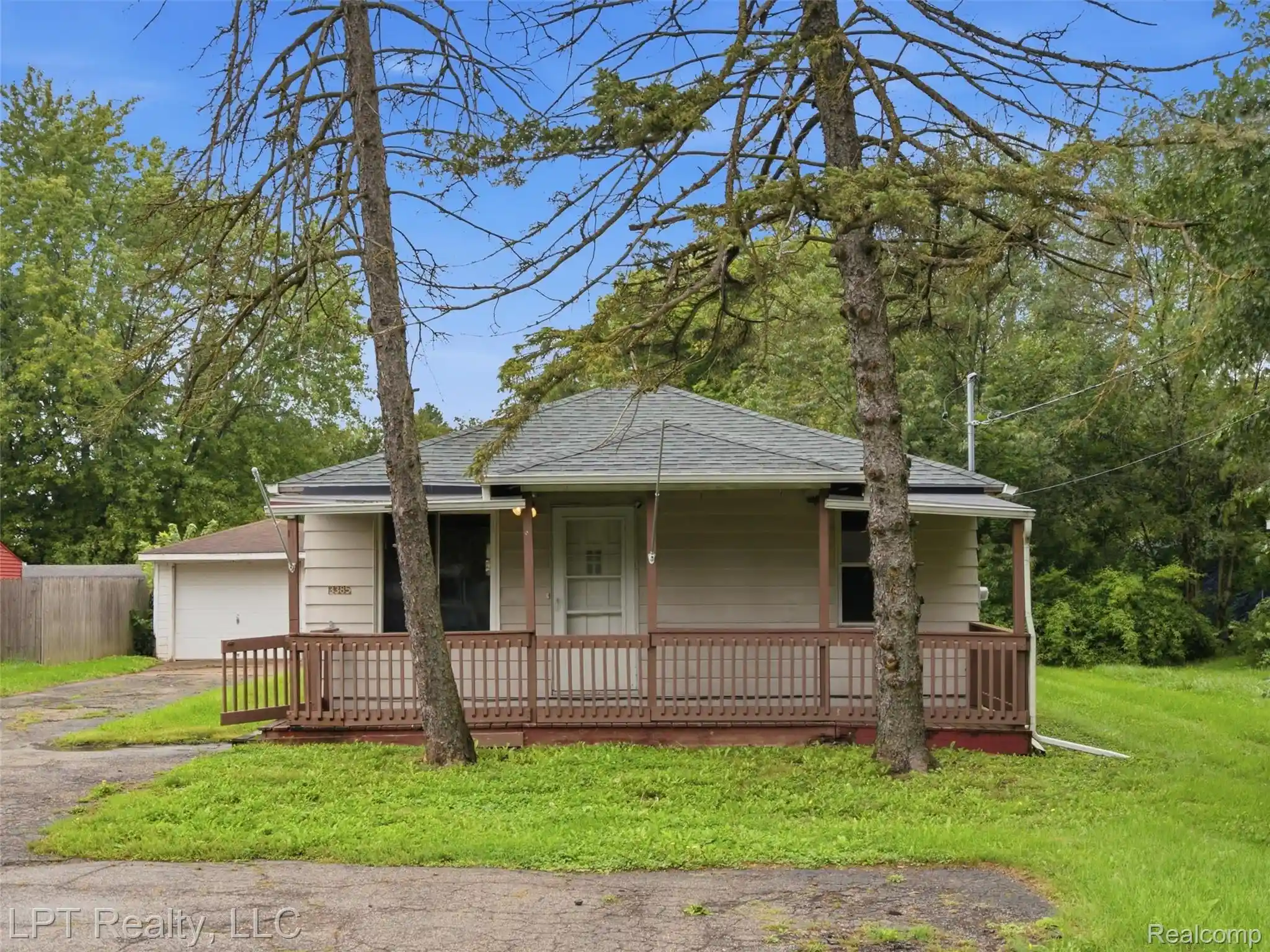 Photo 1 of Single family home for sale at 3385 N Genesee Rd, Flint, MI 48506 | MLS# 20261073662 | Listing updated on 2026-09-13