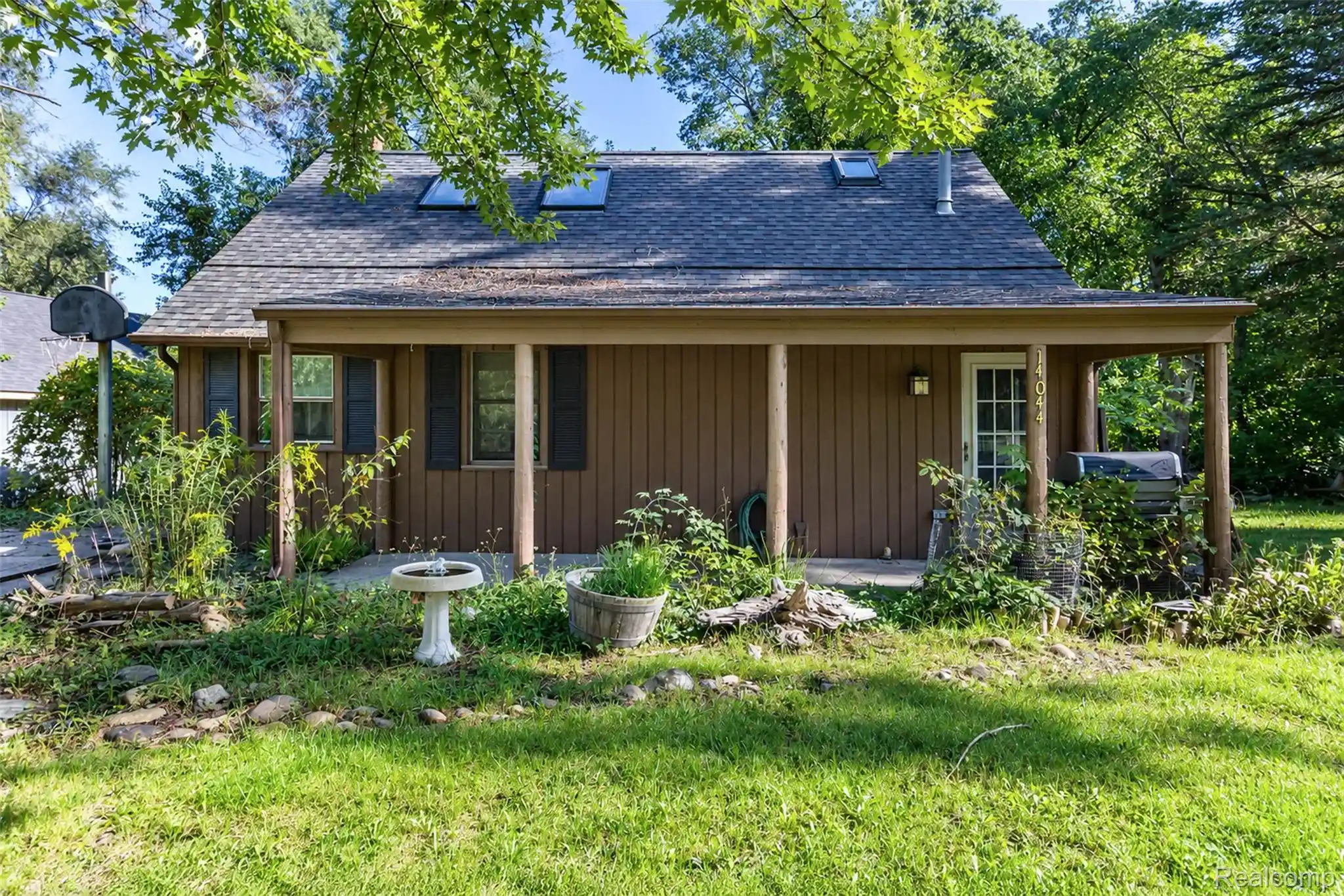 Photo 1 of Single family home for sale at 14044 Ridgemont St, Gregory, MI 48137 | MLS# 20261073664 | Listing updated on 2026-10-12