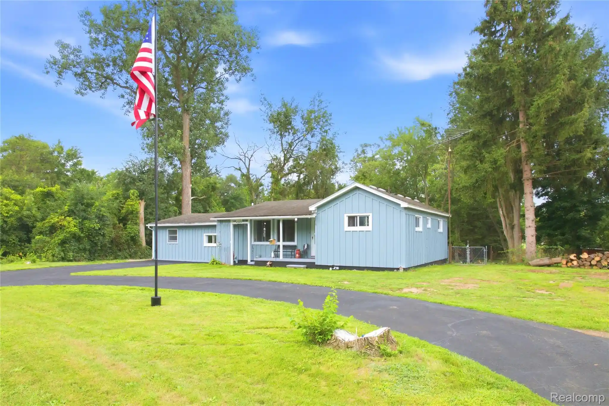 Photo 1 of Single family home for sale at 4945 Miller Rd, Ann Arbor, MI 48103 | MLS# 20261073683 | Listing updated on 2026-10-12