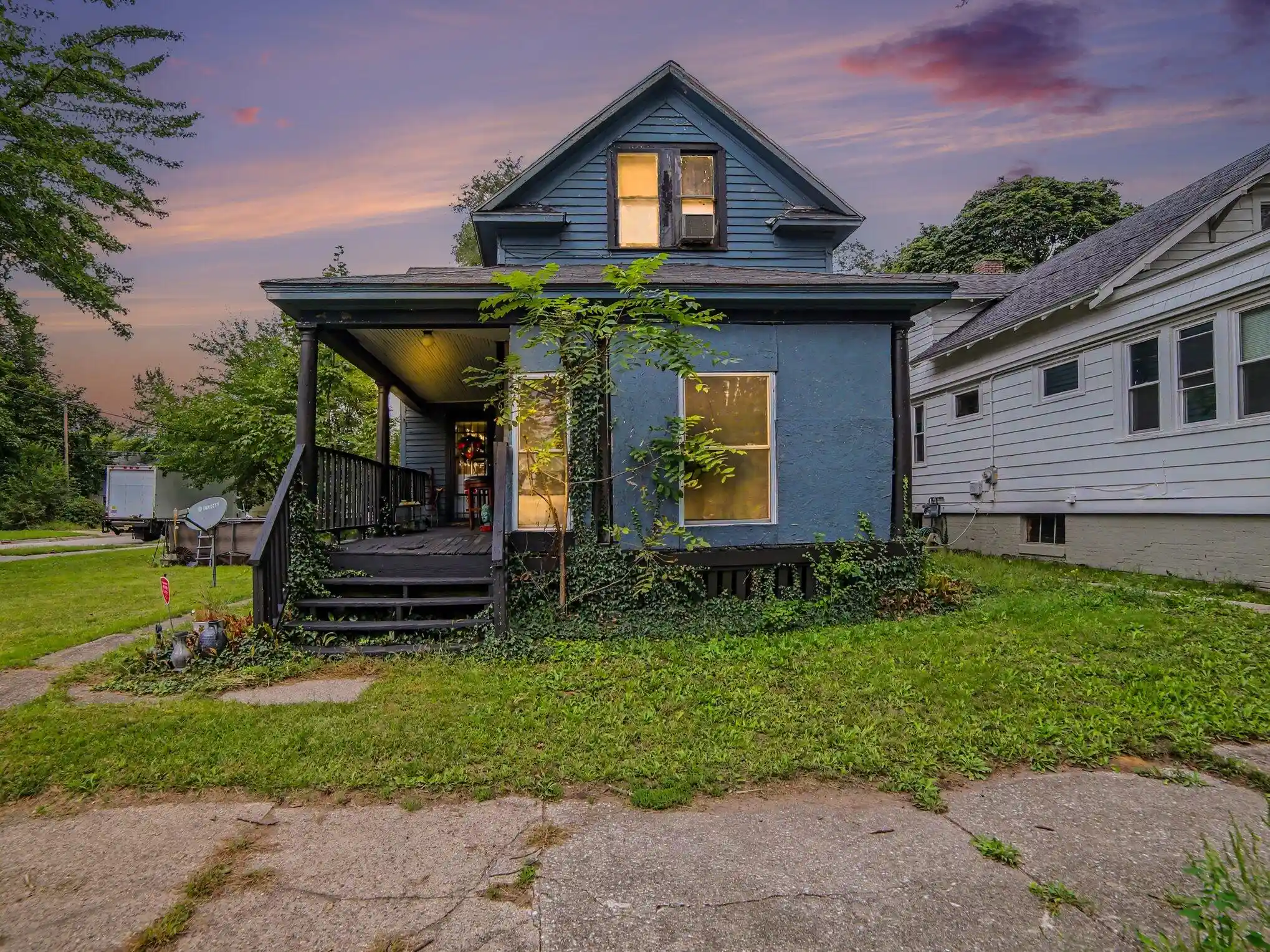 Multi family home for sale at 676 Catherine Ave, Muskegon, MI 49442 | MLS# 71026048650
