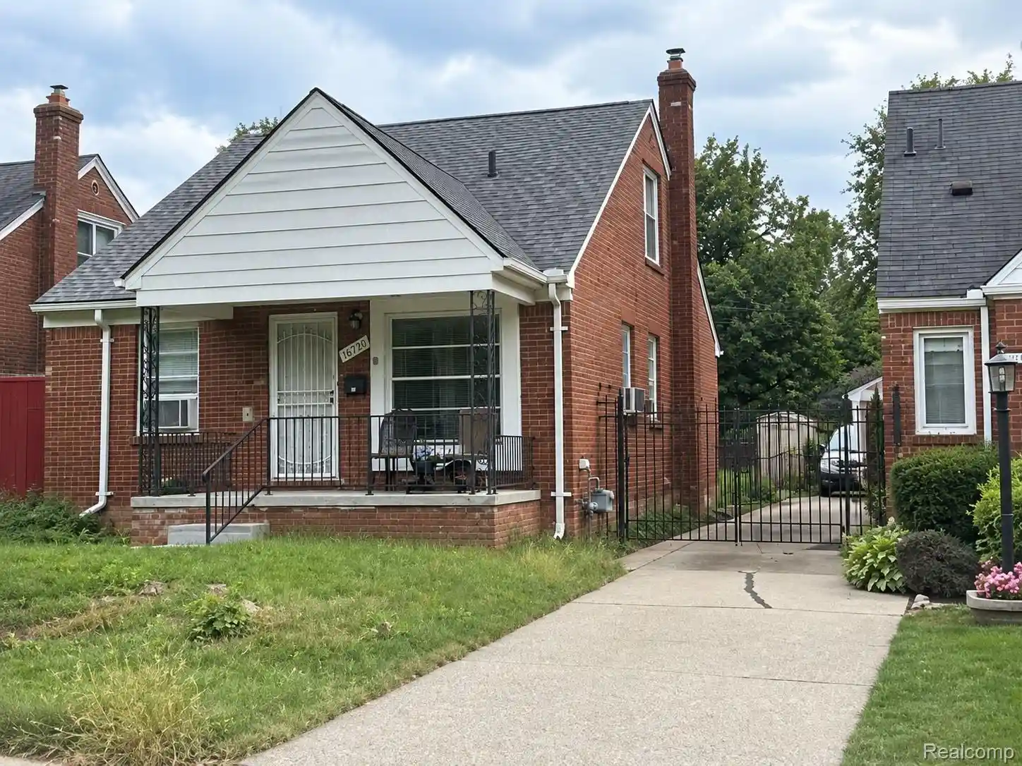 Photo 1 of Single family home for sale at 15894 Fordham St, Detroit, MI 48205 | MLS# 20261073708 | Listing updated on 2026-09-15