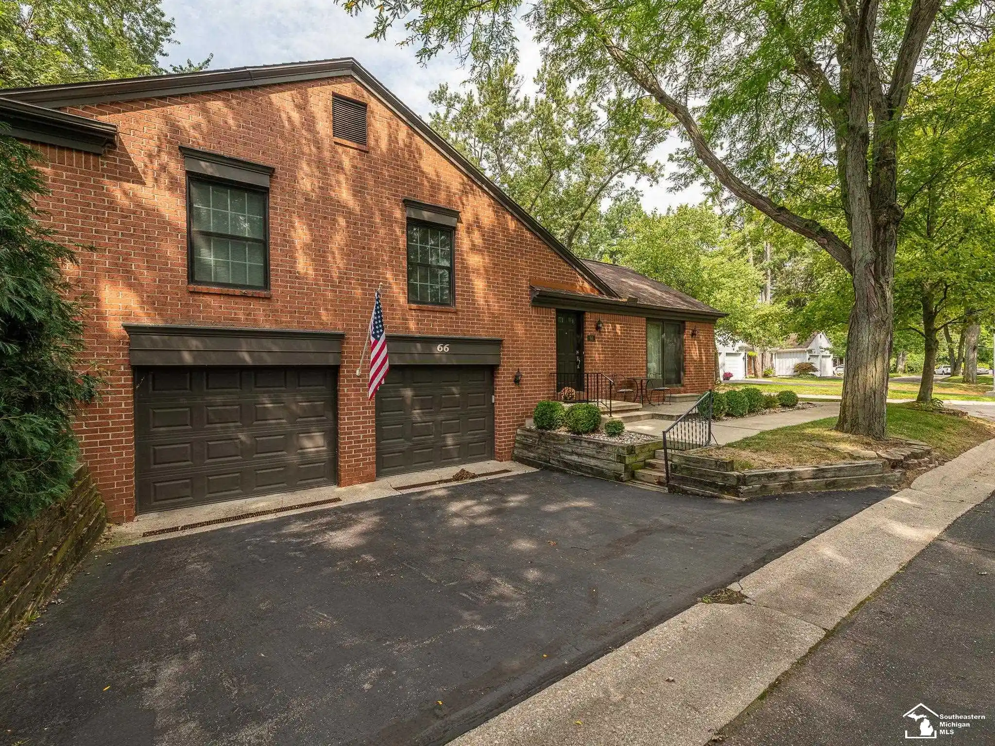 Photo 1 of Condo for sale at 66 Linswood Dr, Monroe, MI 48162 | MLS# 57050221618 | Listing updated on 2026-10-13