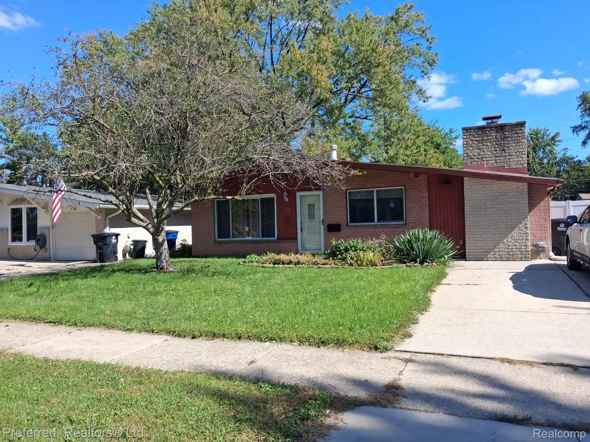 Photo 1 of Single family home for sale at 515 Forest St, Westland, MI 48186 | MLS# 20261073720 | Listing updated on 2026-09-29