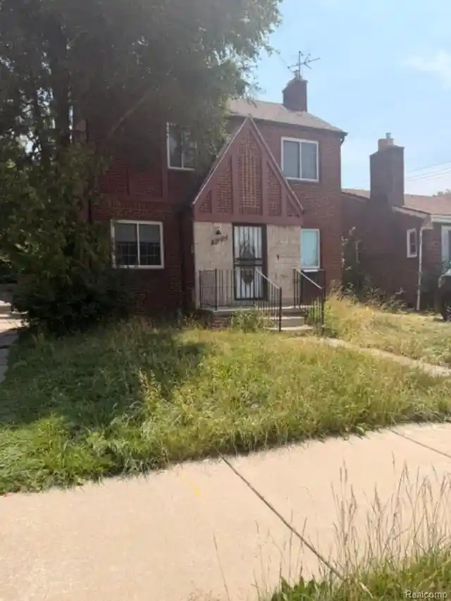 Photo 1 of Single family home for sale at 10212 Greensboro St, Detroit, MI 48224 | MLS# 20261073722 | Listing updated on 2026-10-23
