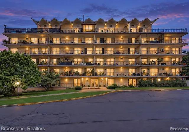 Photo 1 of Sale Pending at 8300 E Jefferson Ave #308, Detroit, MI 48214 | MLS# 20261073743 | Listing updated on 2026-10-29