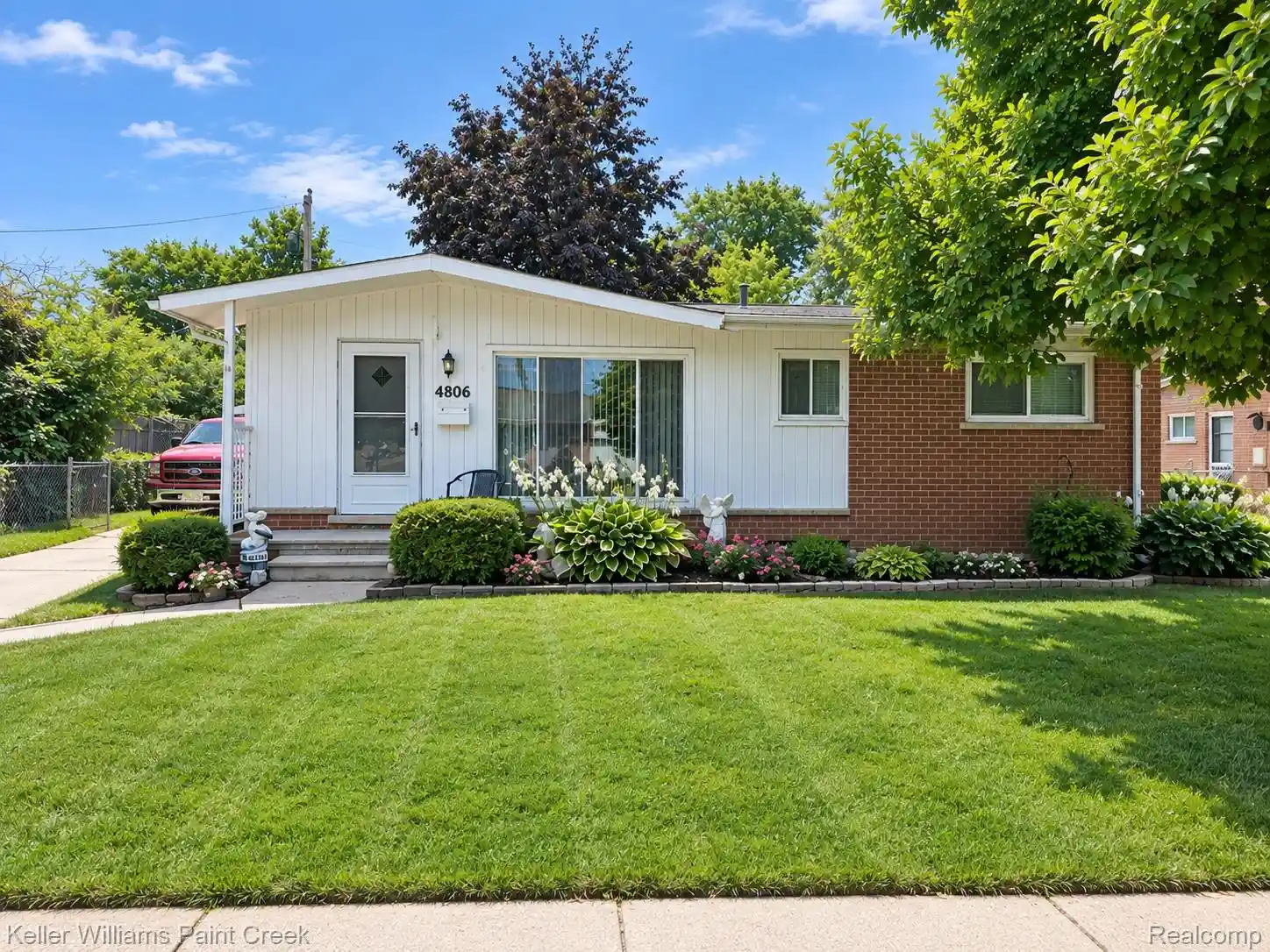 Photo 1 of Single family home for sale at 4806 Holmes Dr, Warren, MI 48092 | MLS# 20261073946 | Listing updated on 2026-09-16