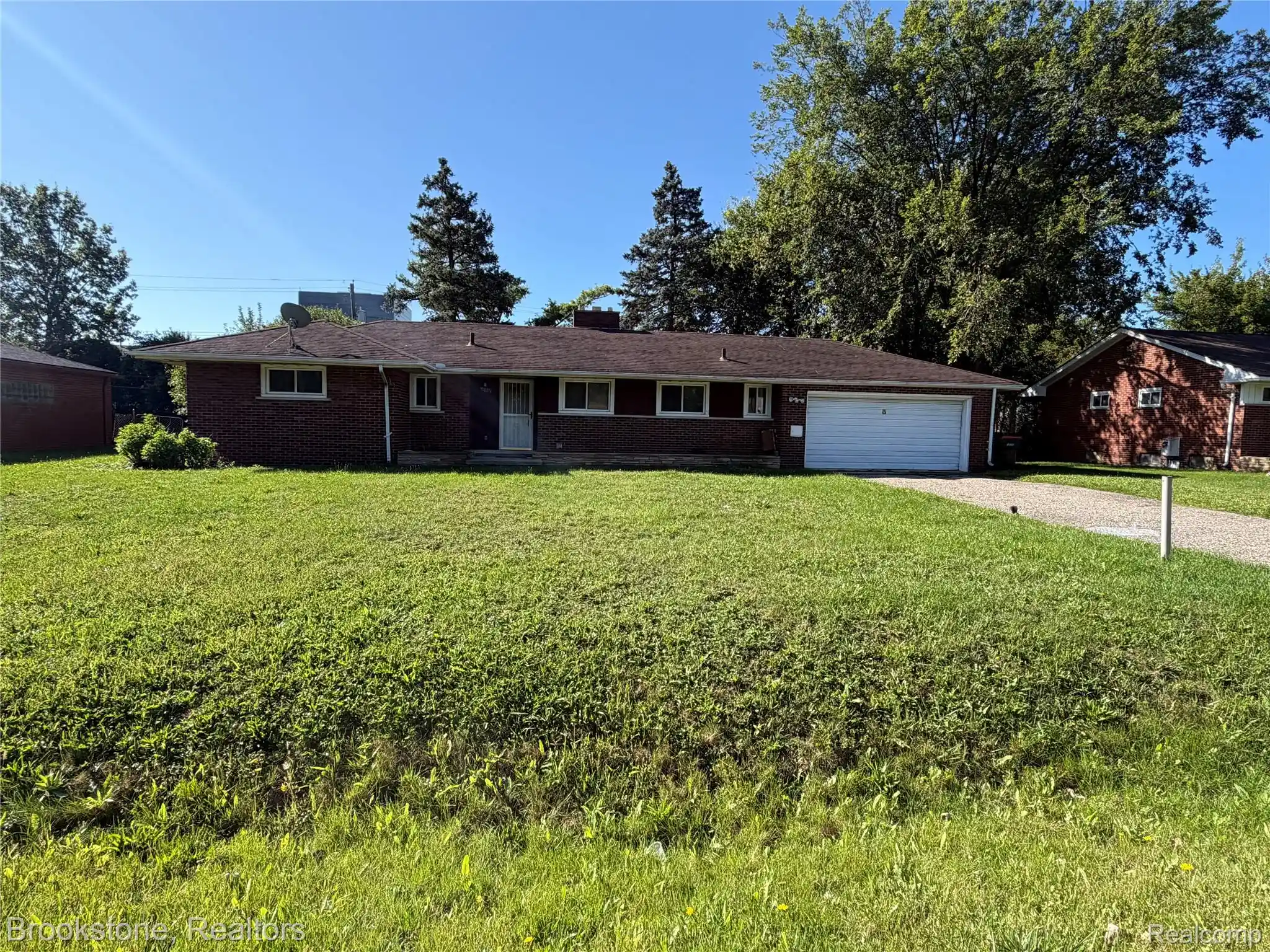 Photo 1 of Single family home for sale at 17889 Bonstelle Ave, Southfield, MI 48075 | MLS# 20261074035 | Listing updated on 2026-10-16