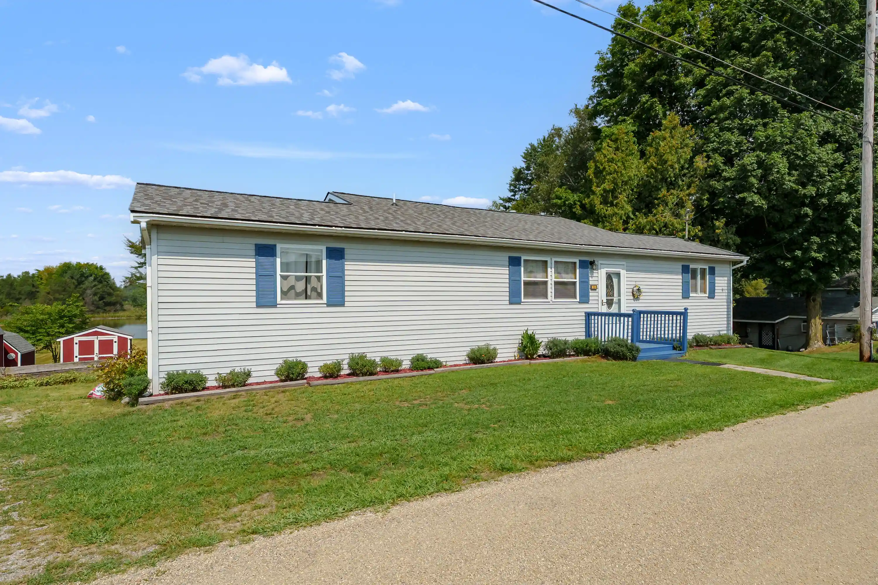 Photo 1 of Sale Pending at 321 Oliverda Dr, Sherwood, MI 49089 | MLS# 66026048837 | Listing updated on 2026-09-18