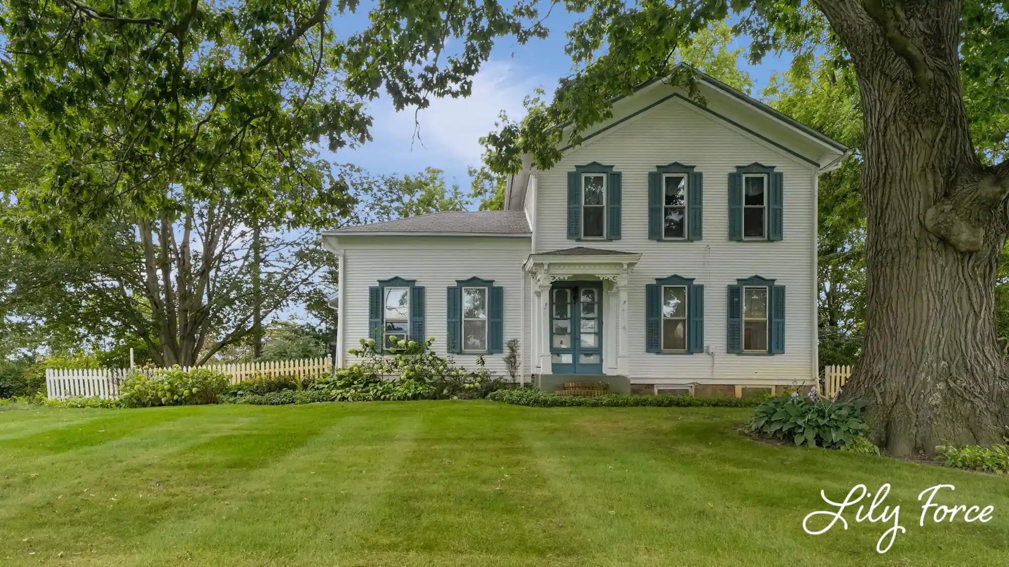 Photo 1 of Sale Pending at 4714 4 Mile Rd Nw, Grand Rapids, MI 49544 | MLS# 65026048897 | Listing updated on 2026-10-02