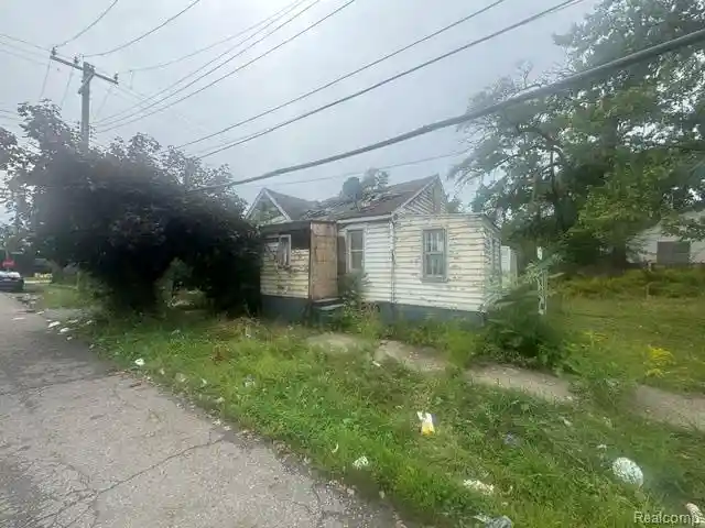 Photo 1 of Single family home for sale at 14846 Maddelein St, Detroit, MI 48205 | MLS# 20261074230 | Listing updated on 2026-10-21