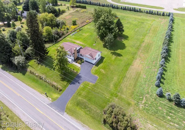 Photo 1 of Sale Pending at 10091 N Genesee Rd, Mount Morris, MI 48458 | MLS# 20261074292 | Listing updated on 2026-10-30
