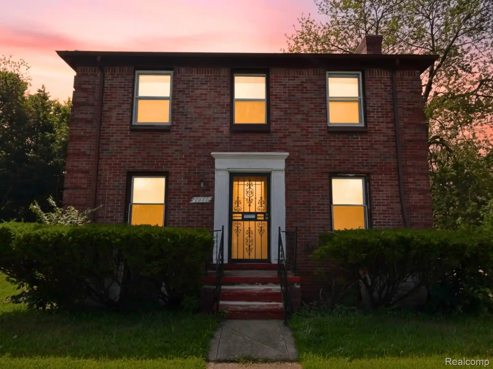 Photo 1 of Single family home for sale at 7275 W Outer Dr, Detroit, MI 48235 | MLS# 20261074328 | Listing updated on 2026-09-16