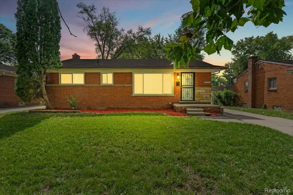 Photo 1 of Single family home for sale at 22435 Pembroke Ave, Detroit, MI 48219 | MLS# 20261074360 | Listing updated on 2026-09-16