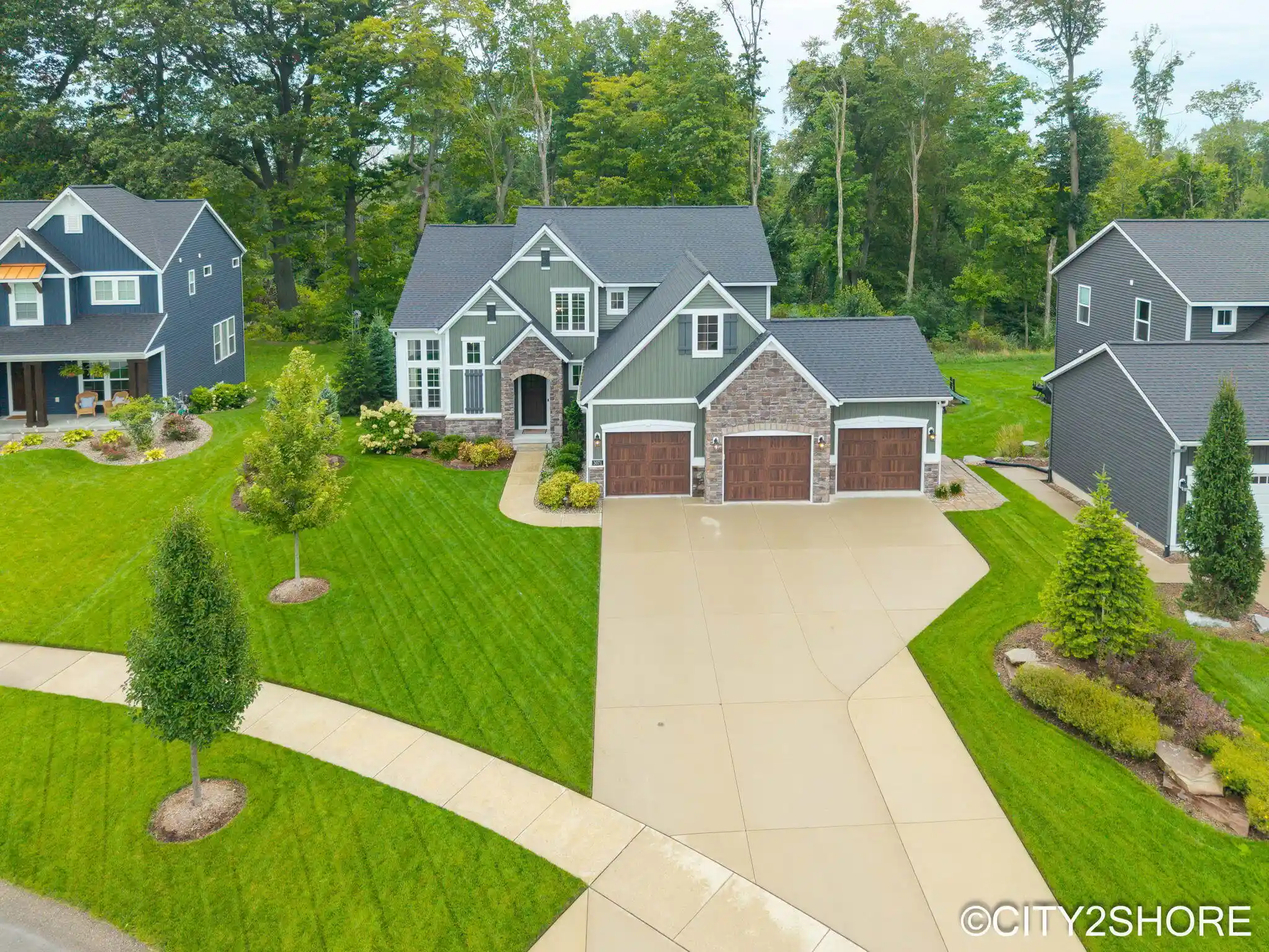 Photo 1 of Sale Pending at 3071 Deer Hvn Ct, Jenison, MI 49428 | MLS# 65026049007 | Listing updated on 2026-09-21