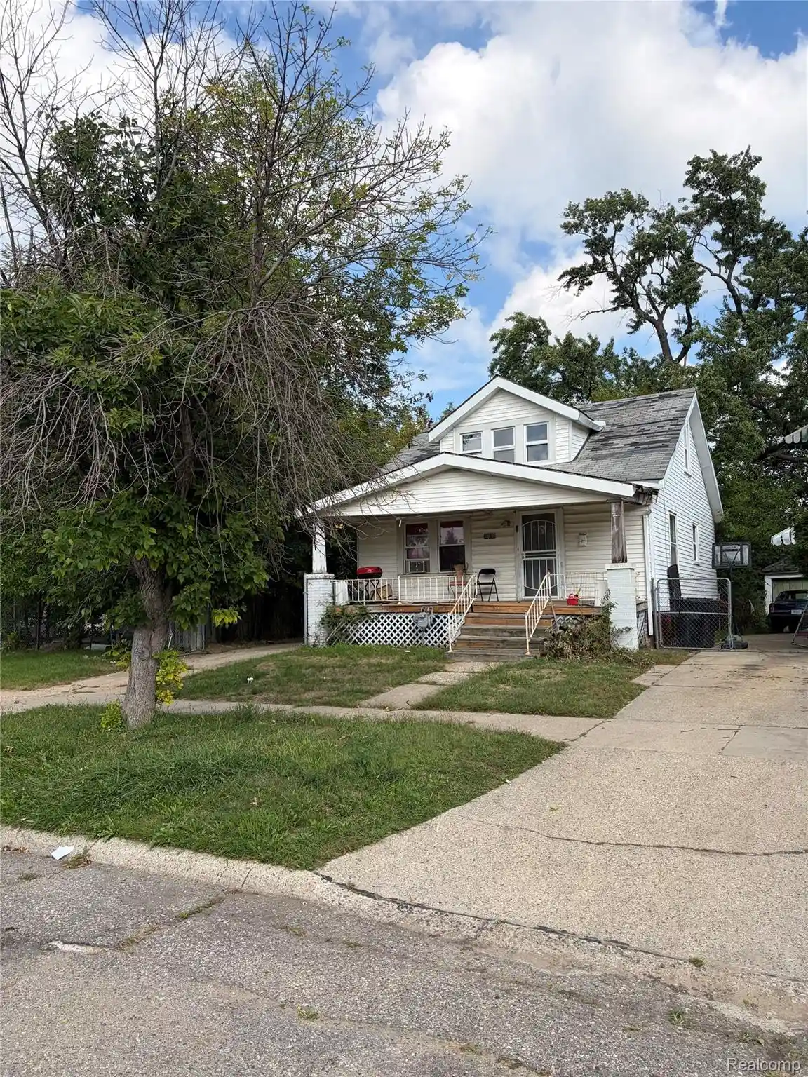 Photo 1 of Single family home for sale at 20520 Coventry St, Highland Park, MI 48203 | MLS# 20261074570 | Listing updated on 2026-09-16