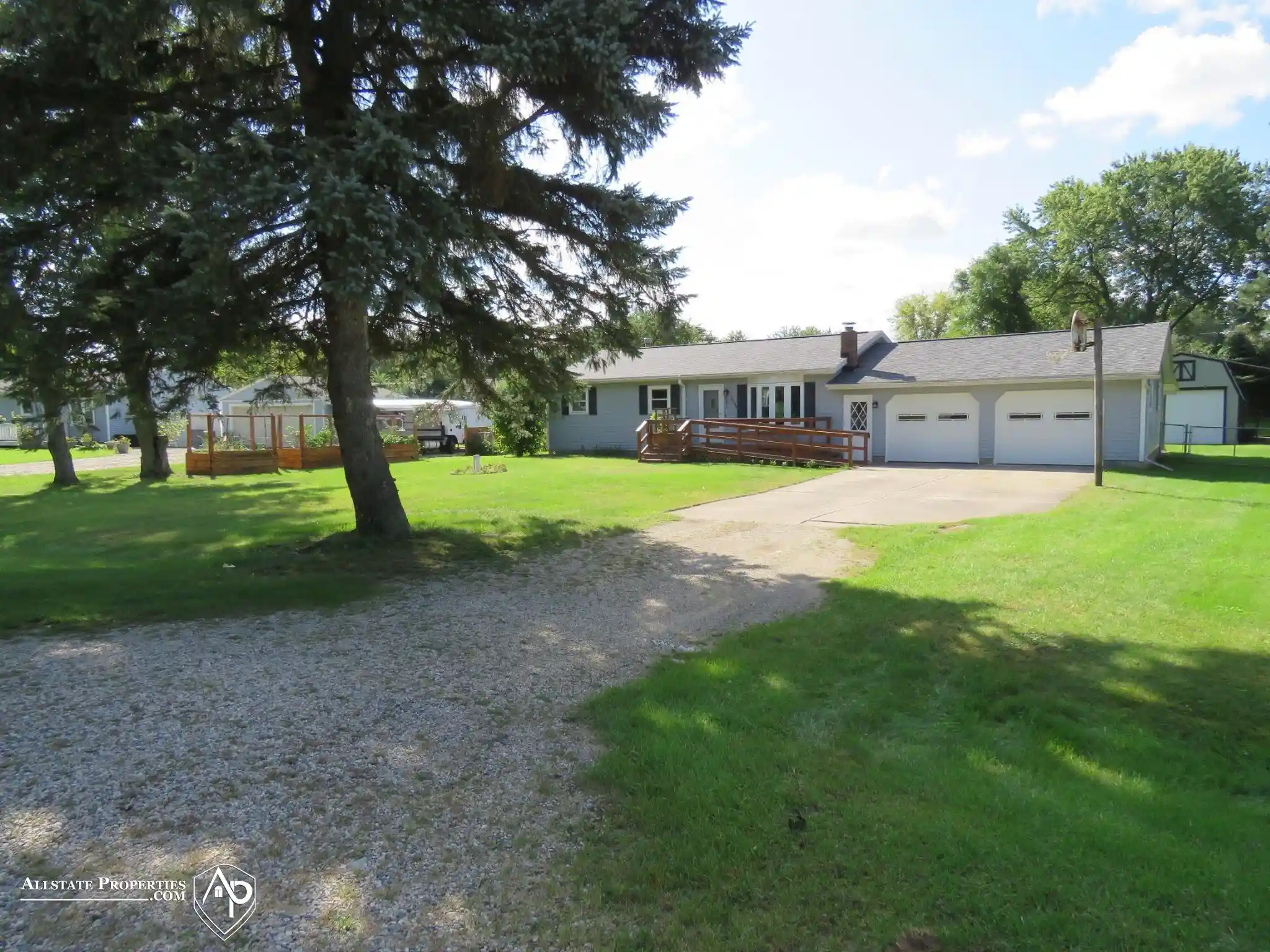 Photo 1 of Single family home for sale at 2540 David Ln, Lapeer, MI 48446 | MLS# 5050221857 | Listing updated on 2026-09-29