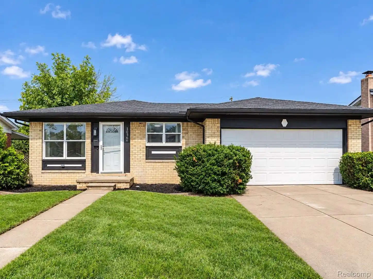 Photo 1 of Single family home for sale at 10566 N Oak Dr, Ferndale, MI 48220 | MLS# 20261074692 | Listing updated on 2026-10-17