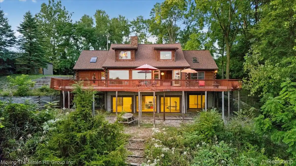 Photo 1 of Single family home for sale at 2127 Rawsonville Rd, Van Buren Township, MI 48111 | MLS# 20261074709 | Listing updated on 2026-10-03