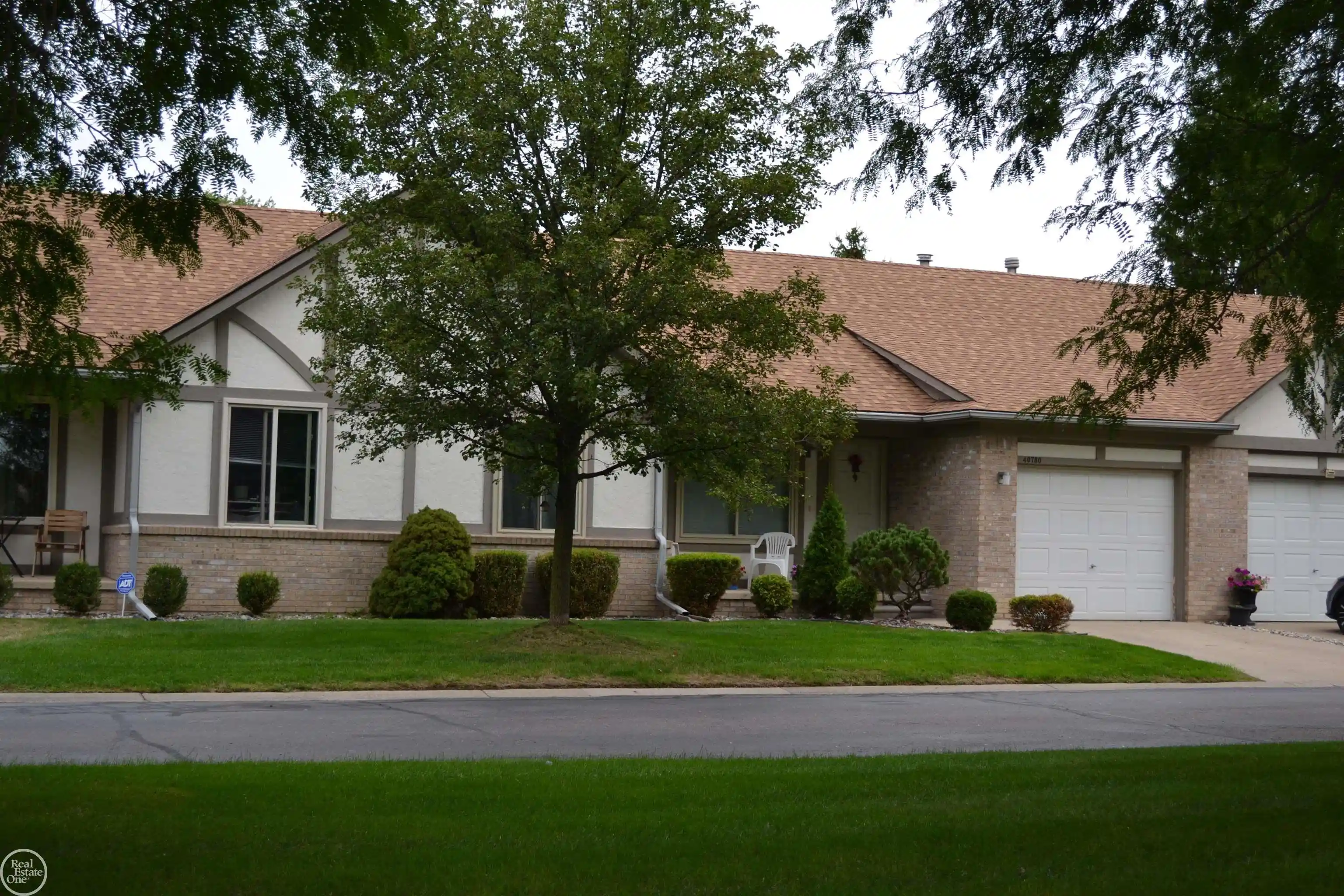 Photo 1 of Condo for sale at 40780 Magnolia E Dr, Clinton Township, MI 48038 | MLS# 58050221975 | Listing updated on 2026-09-18