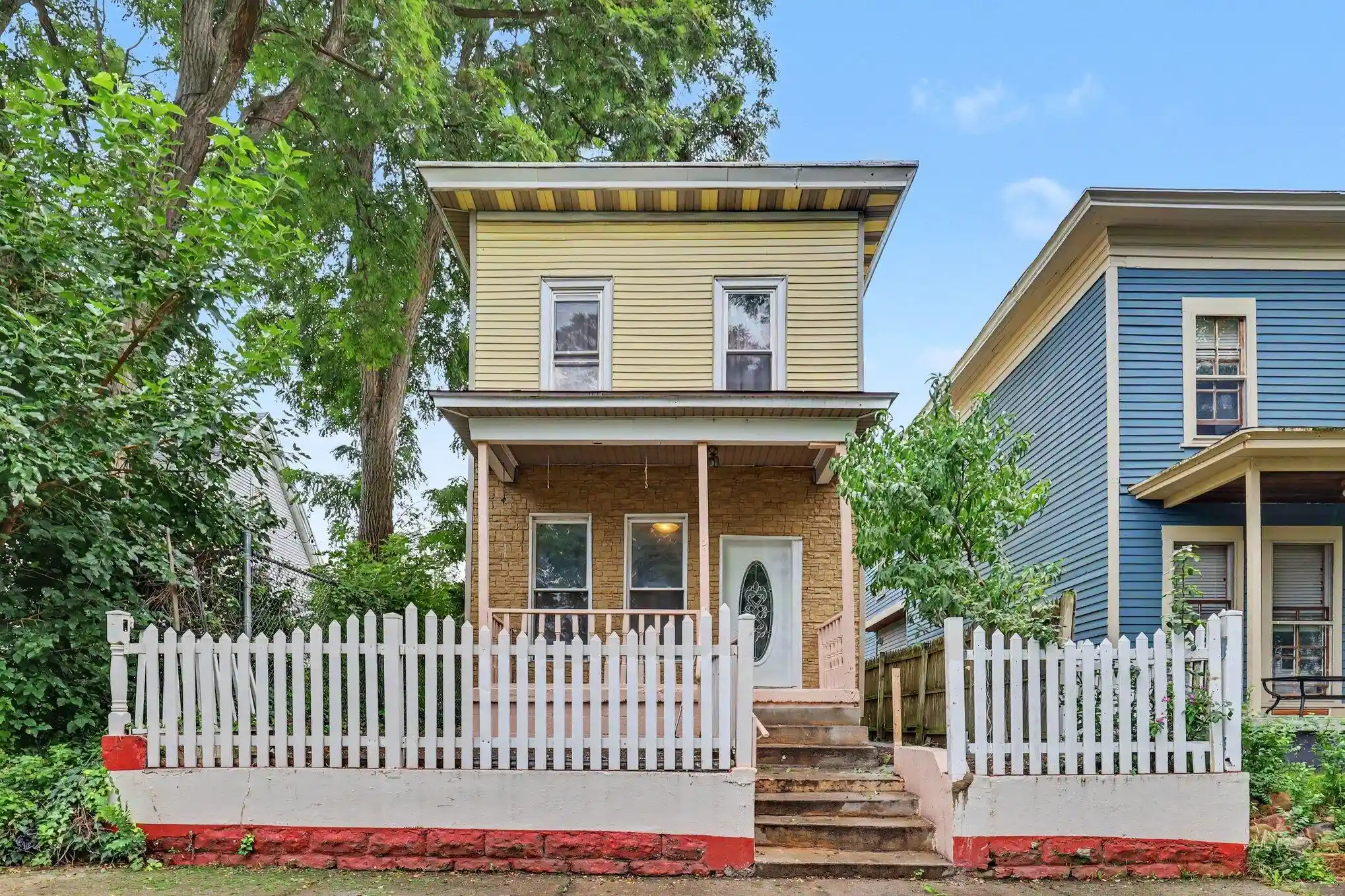 Photo 1 of Single family home for sale at 150 National Ave Sw, Grand Rapids, MI 49504 | MLS# 65026049354 | Listing updated on 2026-10-29