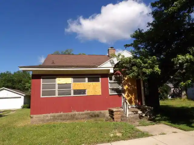 Photo 1 of Single family home for sale at 709 S Main St, Three Rivers, MI 49093 | MLS# 64026049412 | Listing updated on 2026-10-16