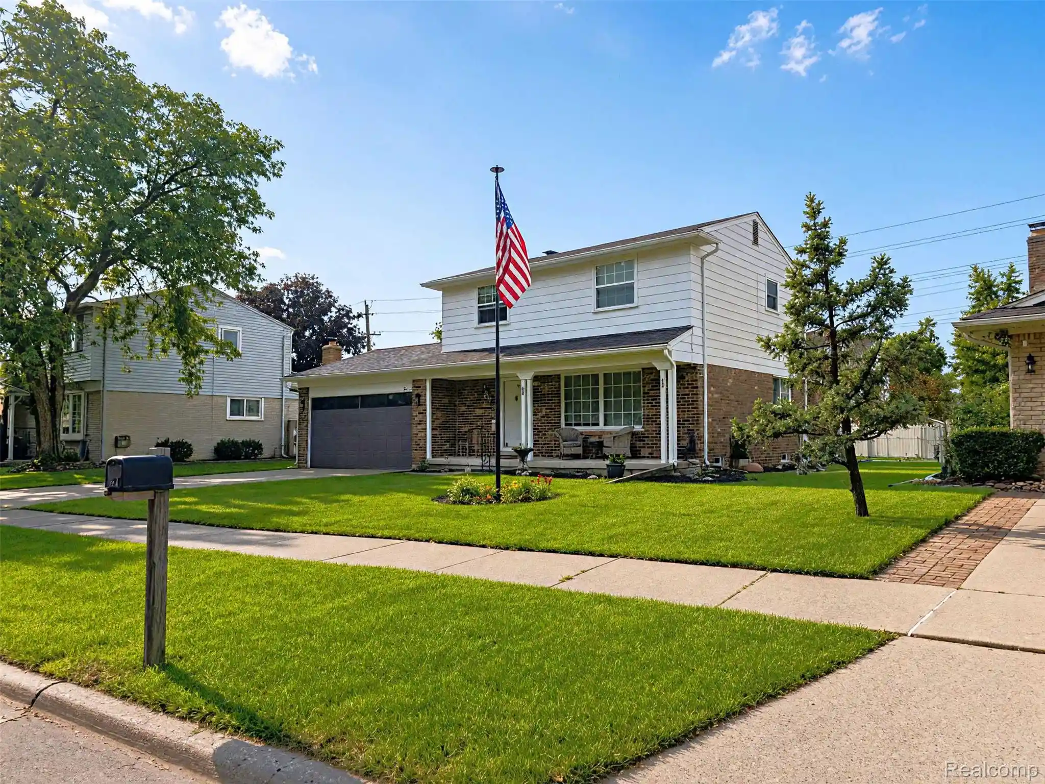 Photo 1 of Single family home for sale at 24198 Colonial Dr, Woodhaven, MI 48183 | MLS# 20261075085 | Listing updated on 2026-10-17