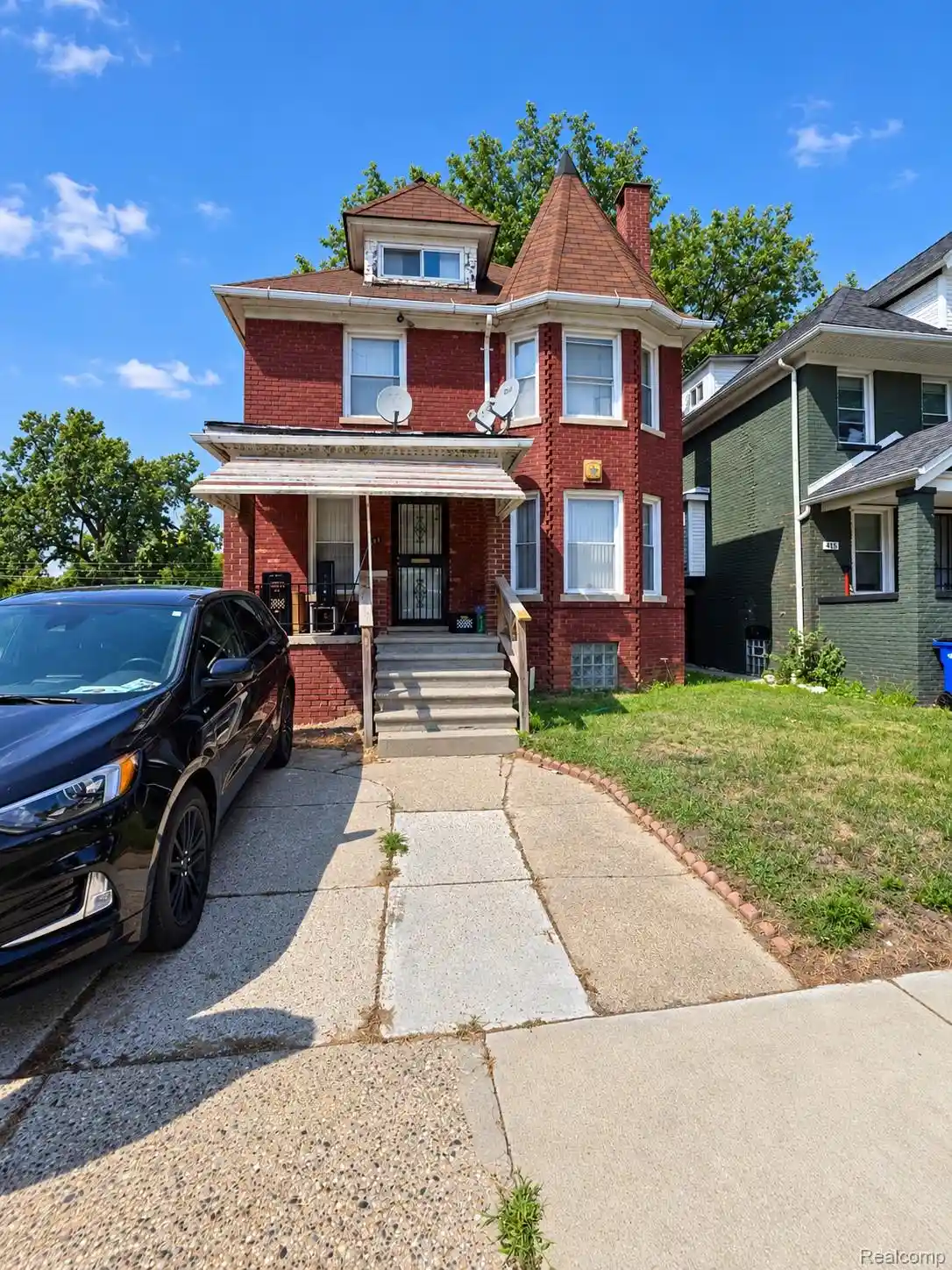 Photo 1 of Single family home for sale at 411 Hague St, Detroit, MI 48202 | MLS# 20261075098 | Listing updated on 2026-10-22