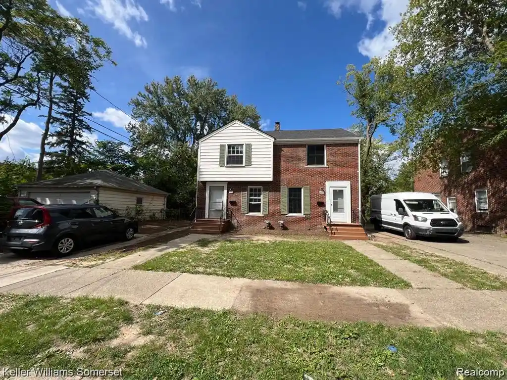 Photo 1 of Multi family home for sale at 324 Liberty St, Pontiac, MI 48341 | MLS# 20261075121 | Listing updated on 2026-10-19