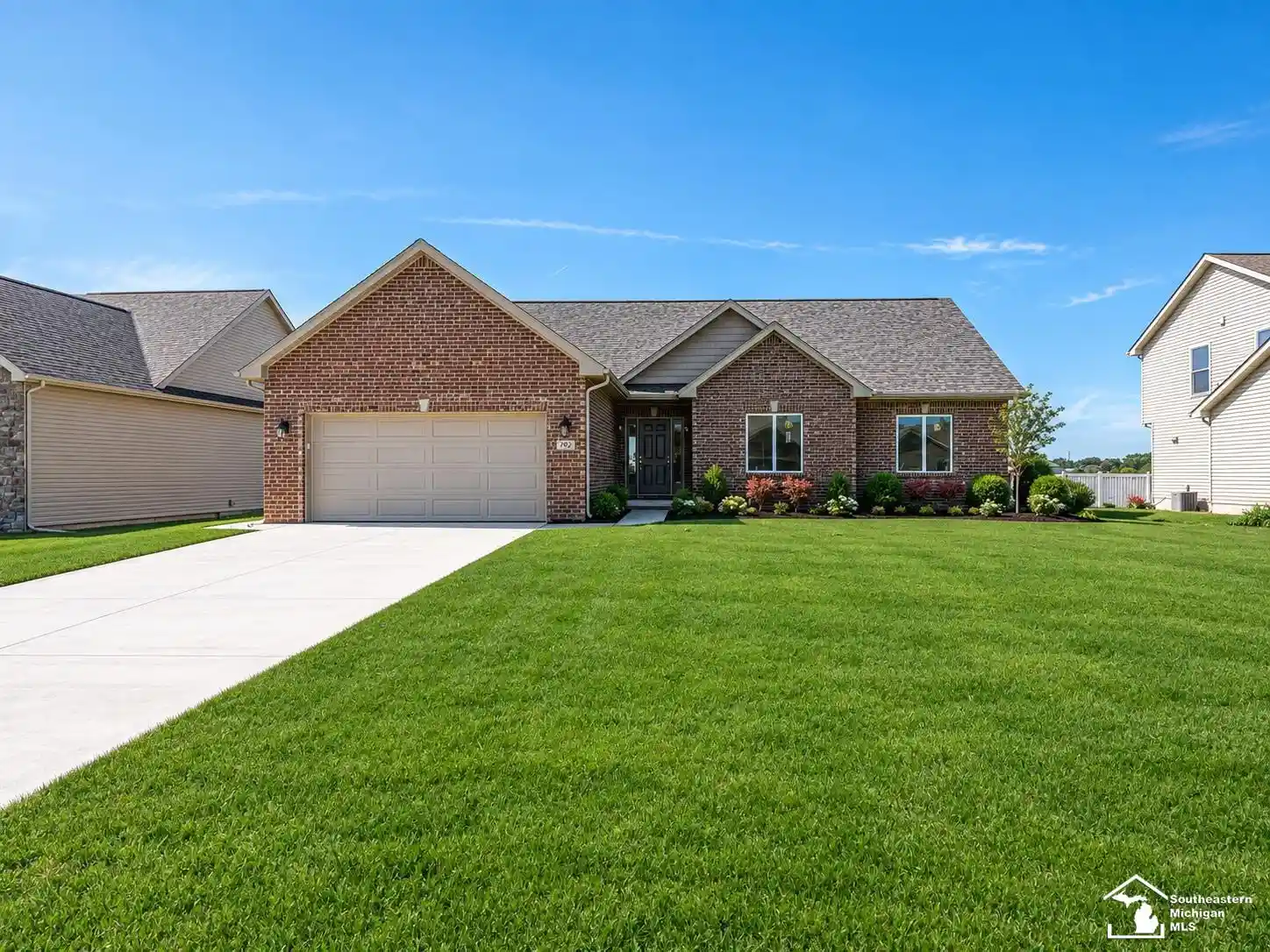 Photo 1 of Single family home for sale at 792 E Sweet Briar Ln, Monroe, MI 48161 | MLS# 57050222050 | Listing updated on 2026-09-30