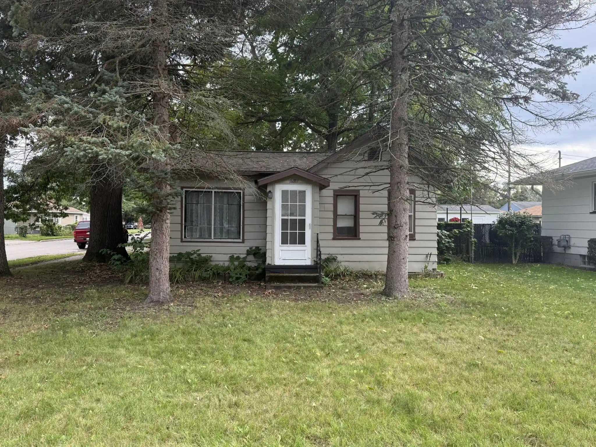 Photo 1 of Single family home for sale at 1291 Amity Ave, Muskegon, MI 49442 | MLS# 71026049512 | Listing updated on 2026-09-17