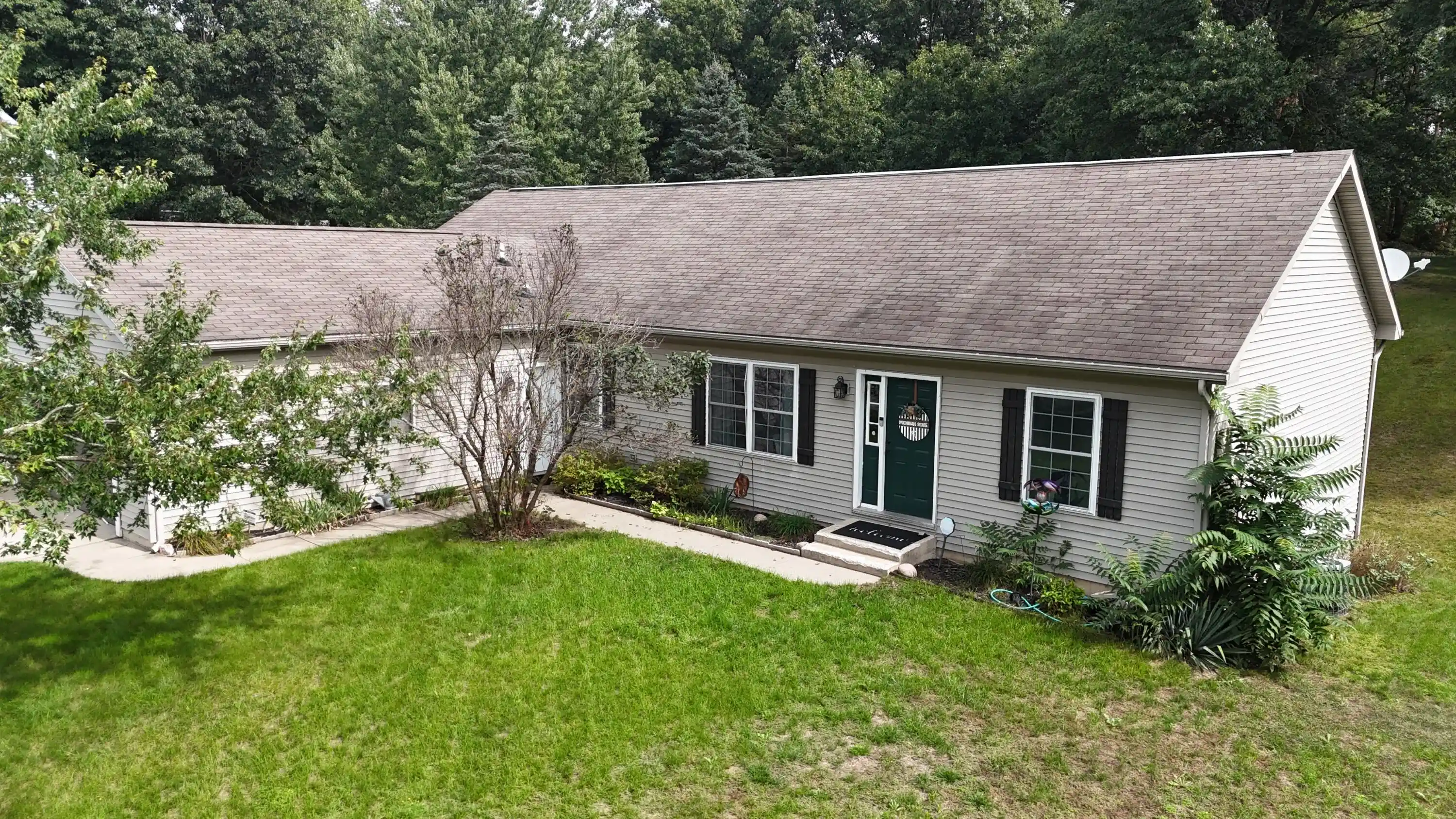 Photo 1 of Single family home for sale at 469 Country Meadows Dr Ne, Comstock Park, MI 49321 | MLS# 65026049523 | Listing updated on 2026-09-23