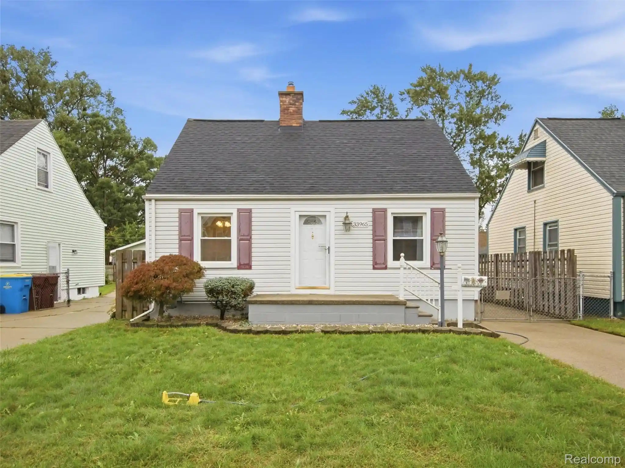 Photo 1 of Single family home for sale at 33965 Stellwagen St, Wayne, MI 48184 | MLS# 20261075336 | Listing updated on 2026-09-25