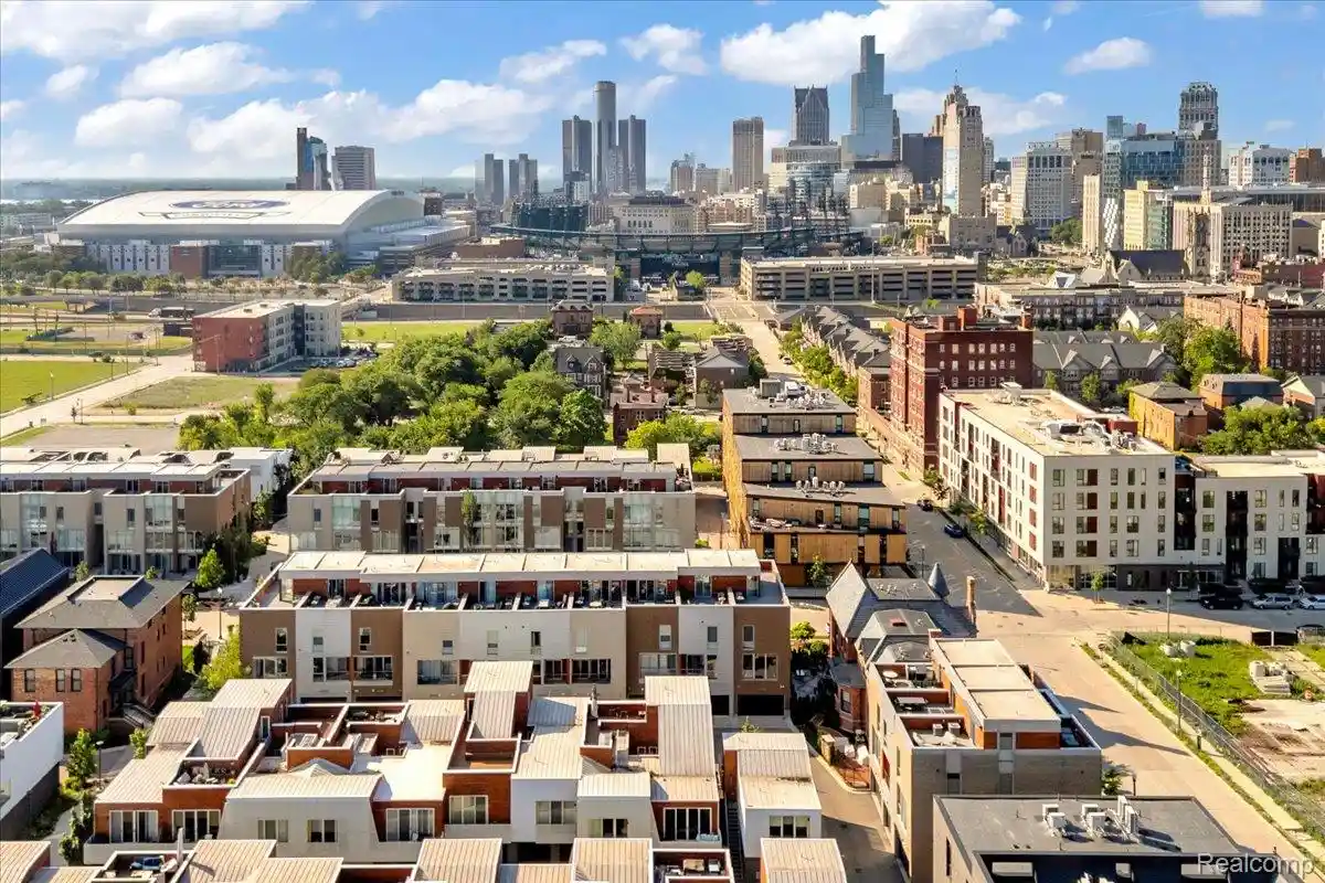 Photo 1 of Condo for sale at 2822 John R St, Detroit, MI 48201 | MLS# 20261075341 | Listing updated on 2026-09-27