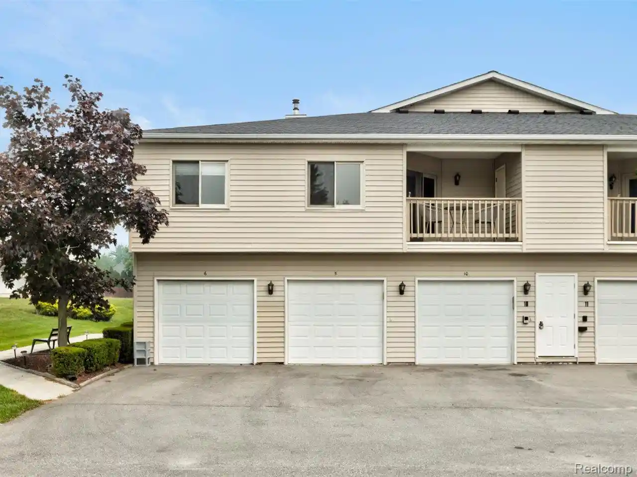 Photo 1 of Condo for sale at 950 Bunce Ave #10, Marysville, MI 48040 | MLS# 20261075386 | Listing updated on 2026-10-23