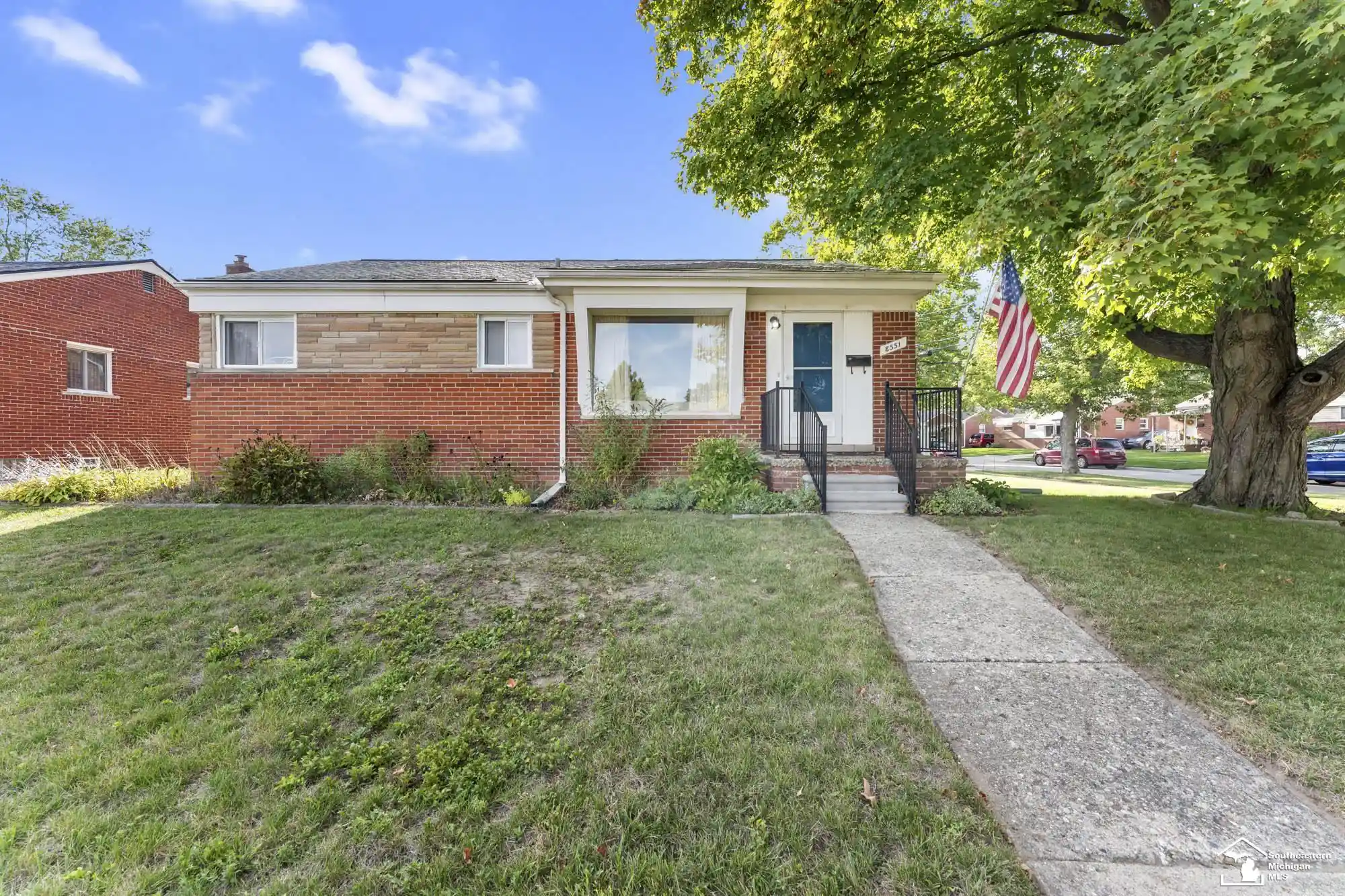 Photo 1 of Sale Pending at 8551 Shari Dr, Westland, MI 48185 | MLS# 57050222179 | Listing updated on 2026-09-22