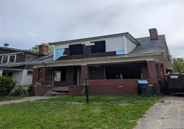 Single family home for sale at 4213 Van Dyke St, Detroit, MI 48214 | MLS# 20261075414