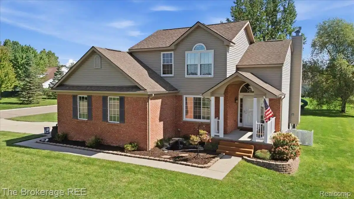 Photo 1 of Single family home for sale at 1087 Deer Crk Trl, Grand Blanc, MI 48439 | MLS# 20261075417 | Listing updated on 2026-09-28