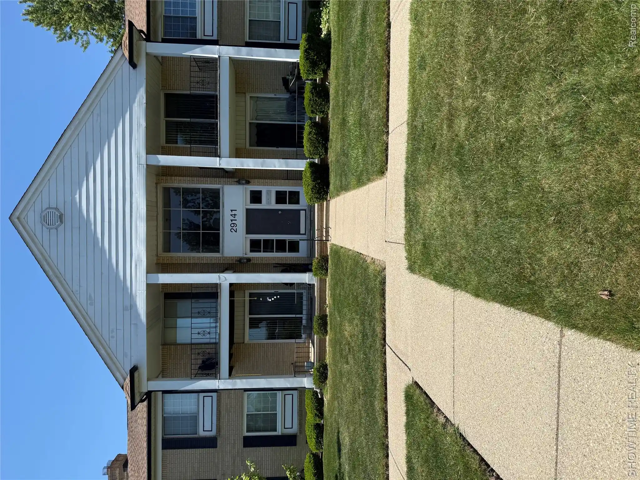 Photo 1 of Condo for sale at 29141 Hayes Rd, Warren, MI 48088 | MLS# 20261075467 | Listing updated on 2026-10-16