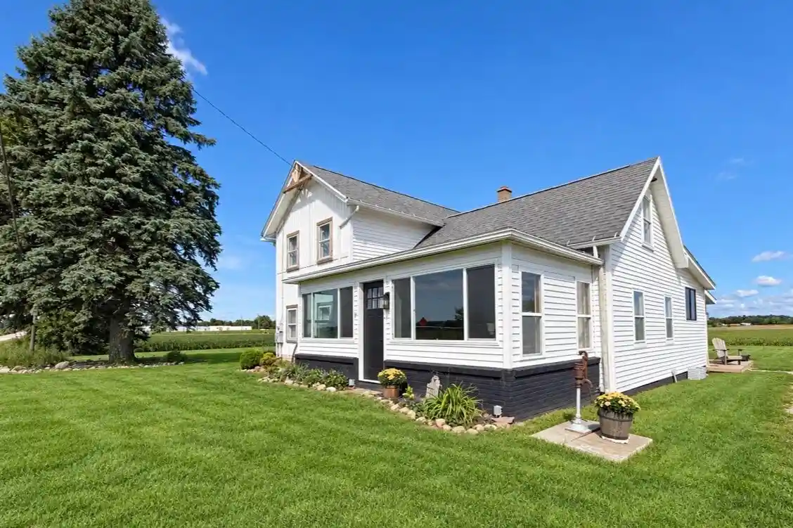 Photo 1 of Single family home for sale at 6584 Holloway Rd, Britton, MI 49229 | MLS# 81026049775 | Listing updated on 2026-09-18