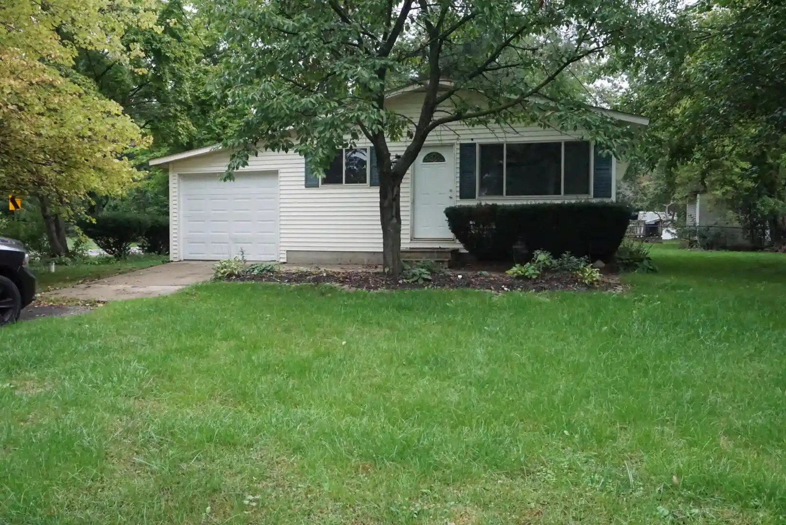 Photo 1 of Single family home for sale at 801 Farnsworth Rd, White Lake, MI 48386 | MLS# 81026049839 | Listing updated on 2026-10-03