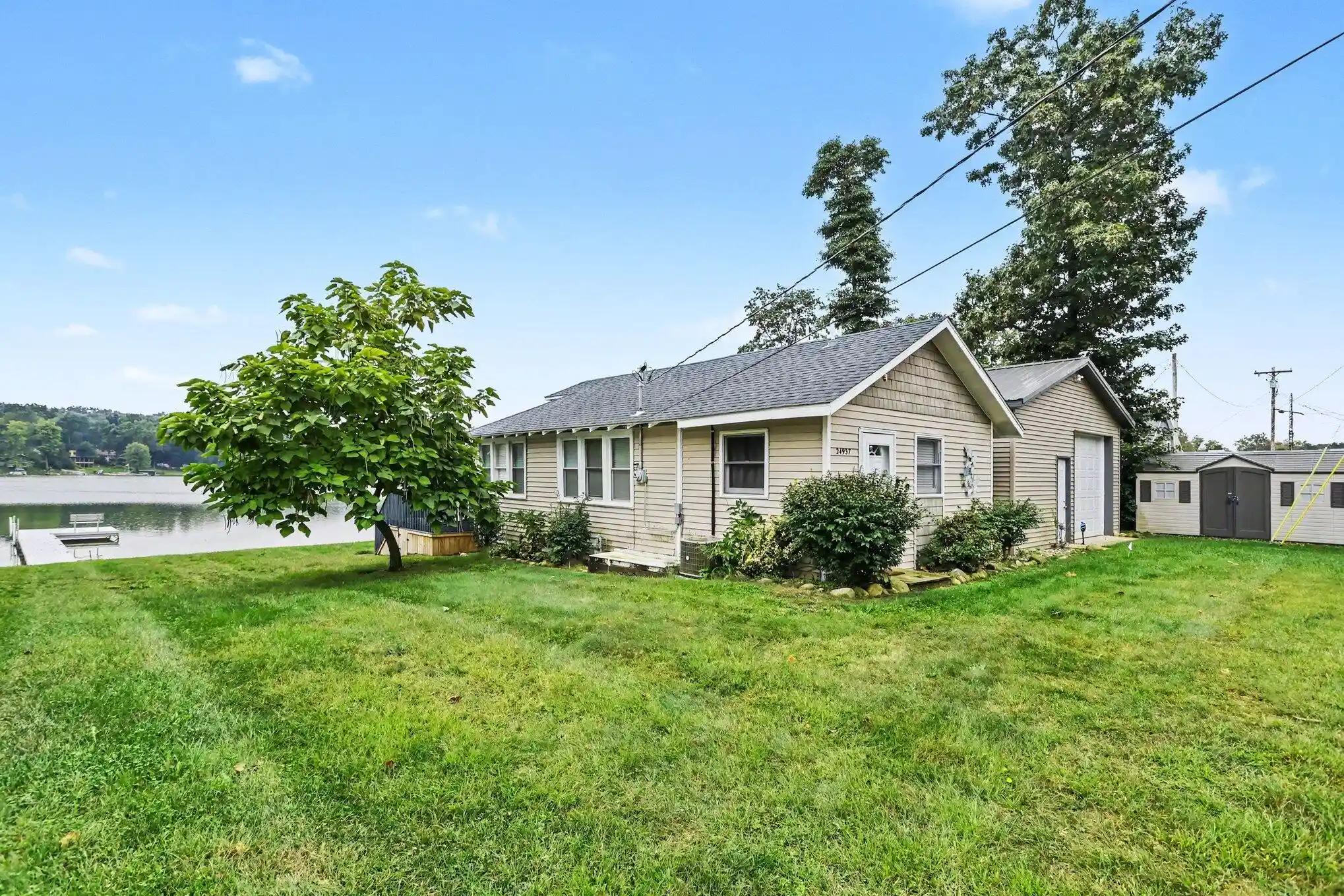 Photo 1 of Sale Pending at 24937 Twin Shore Dr, Dowagiac, MI 49047 | MLS# 69026049892 | Listing updated on 2026-10-28