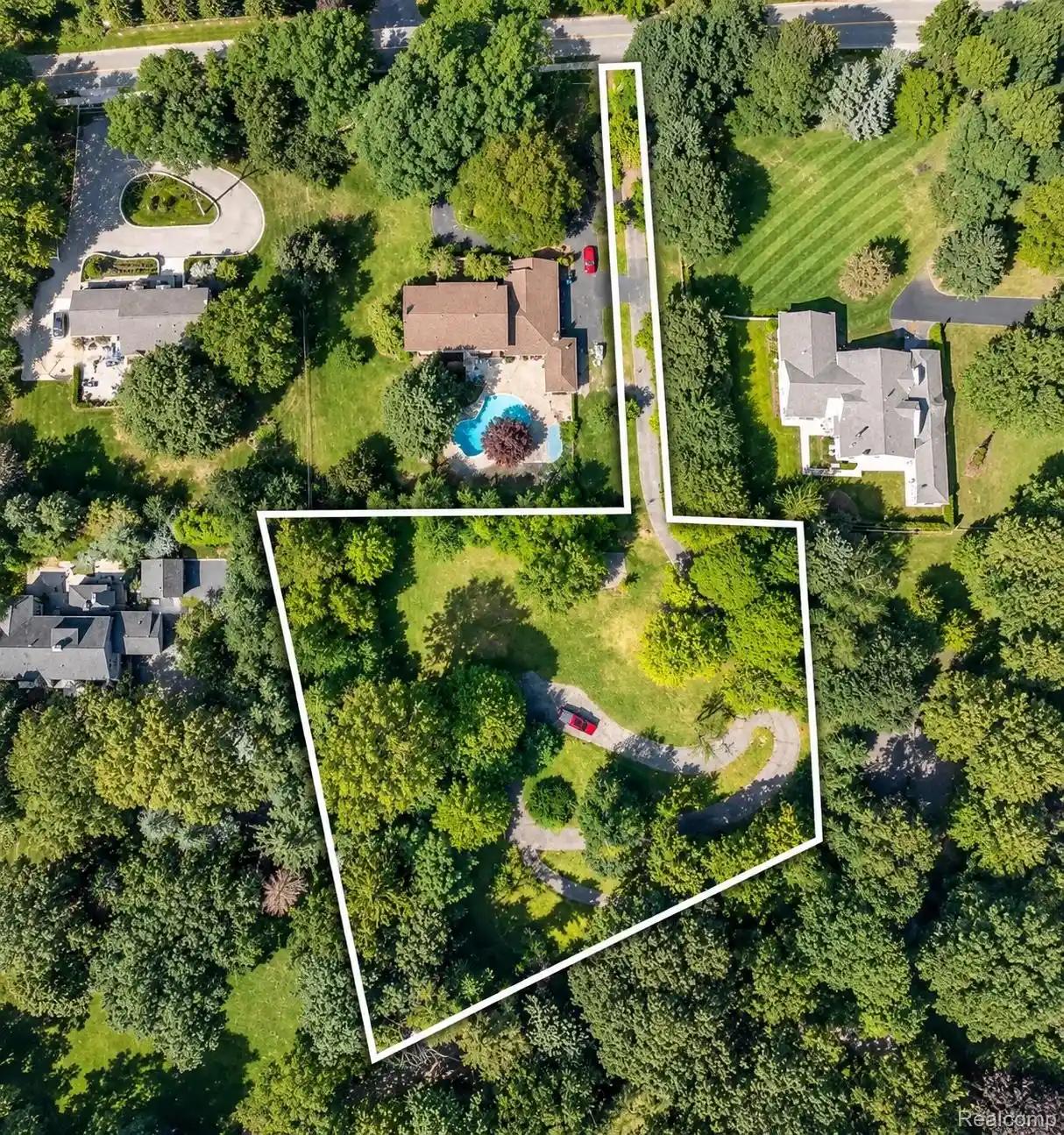 Photo 1 of Land for sale at 0000 Lone Pine Rd, Bloomfield Charter Township Oakland, MI 48302 | MLS# 20261075709 | Listing updated on 2026-09-18
