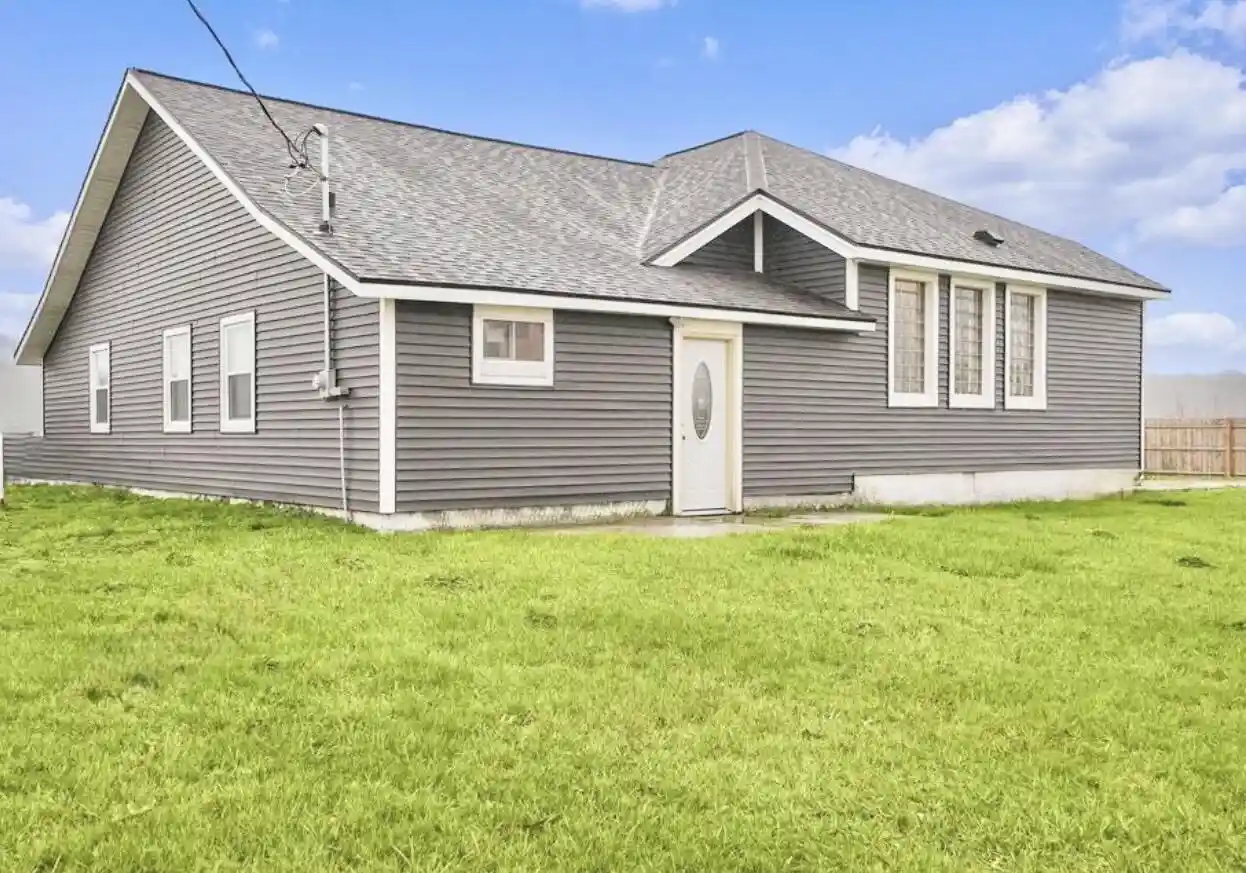 Photo 1 of Single family home for sale at 7564 13 Mile Rd Ne, Rockford, MI 49341 | MLS# 65026049943 | Listing updated on 2026-10-19