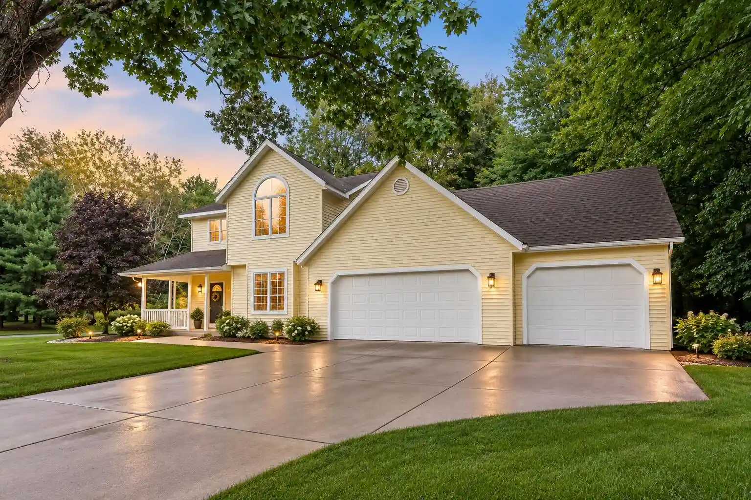 Photo 1 of Sale Pending at 4467 Walkers Ridge Rd, Kalamazoo, MI 49009 | MLS# 66026049950 | Listing updated on 2026-10-19