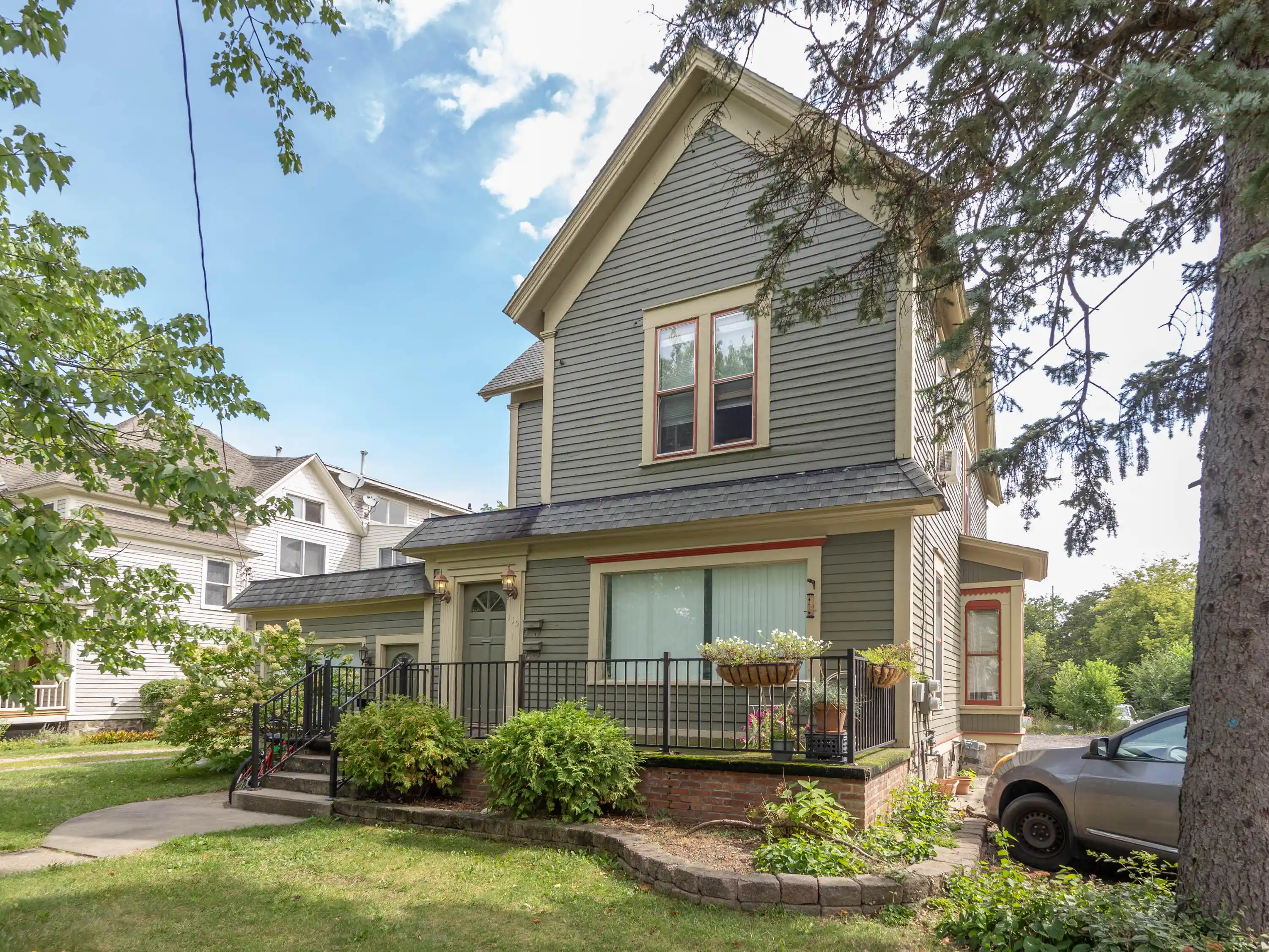 Photo 1 of Sale Pending at 110 Woodward Ave, Kalamazoo, MI 49007 | MLS# 66026049957 | Listing updated on 2026-10-17